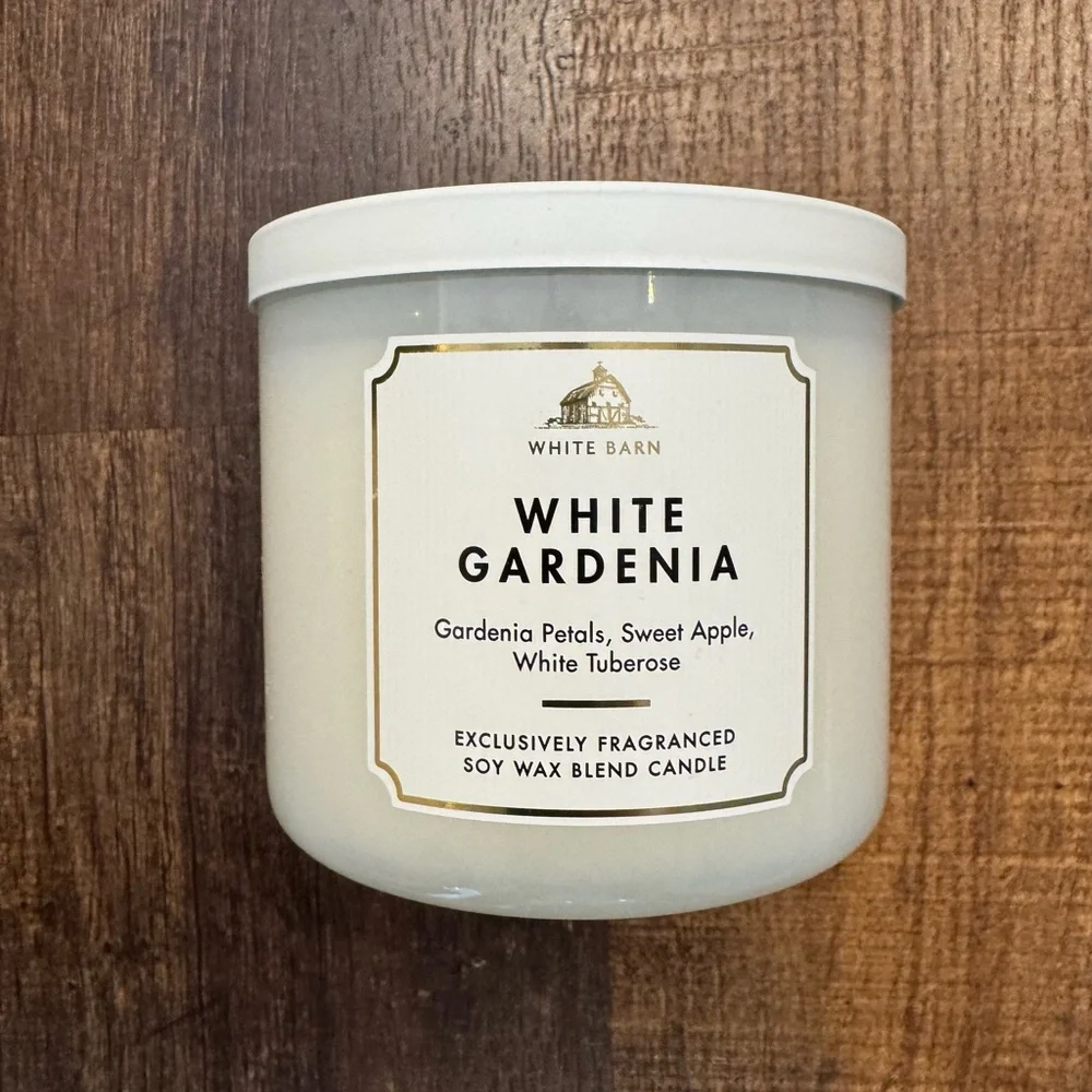 White Barn White Gardenia Candle - Picture 1 of 5
